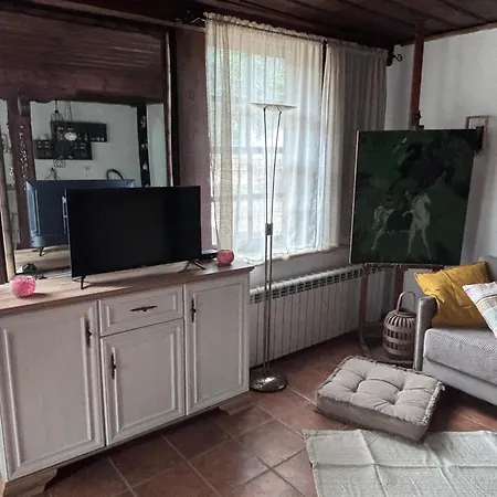 динова къща Bozsenci