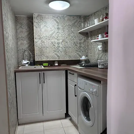 динова къща بوجينتسي