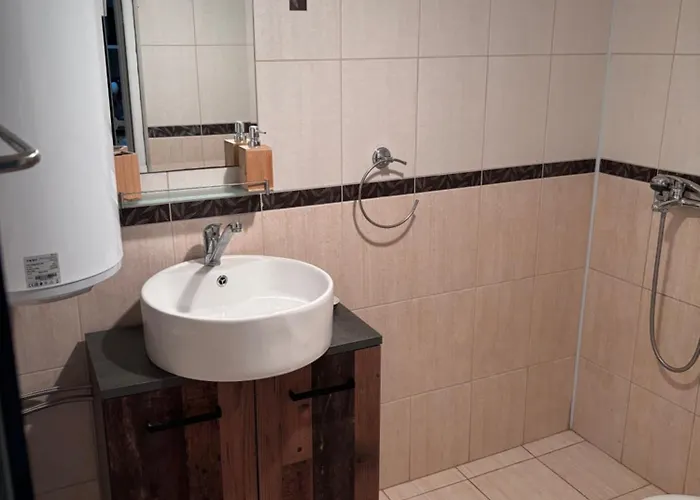 динова къща Hébergement de vacances Bozhentsi