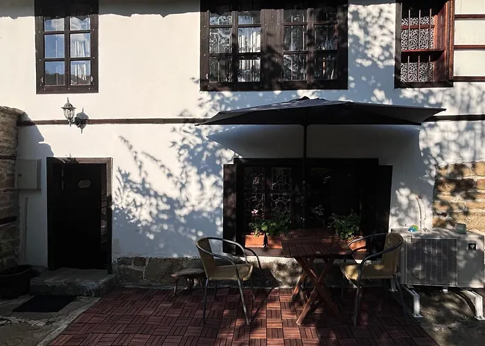 динова къща Hébergement de vacances Bozhentsi